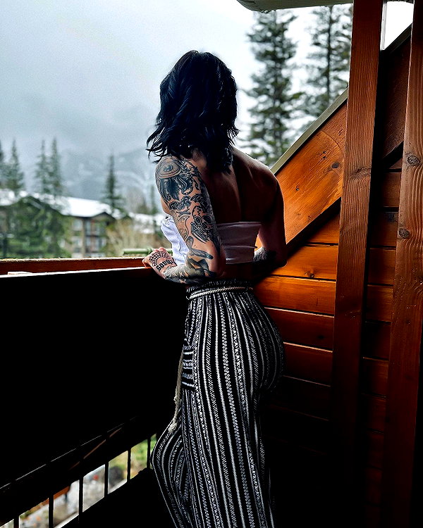 morguemuscle instagram image archive image