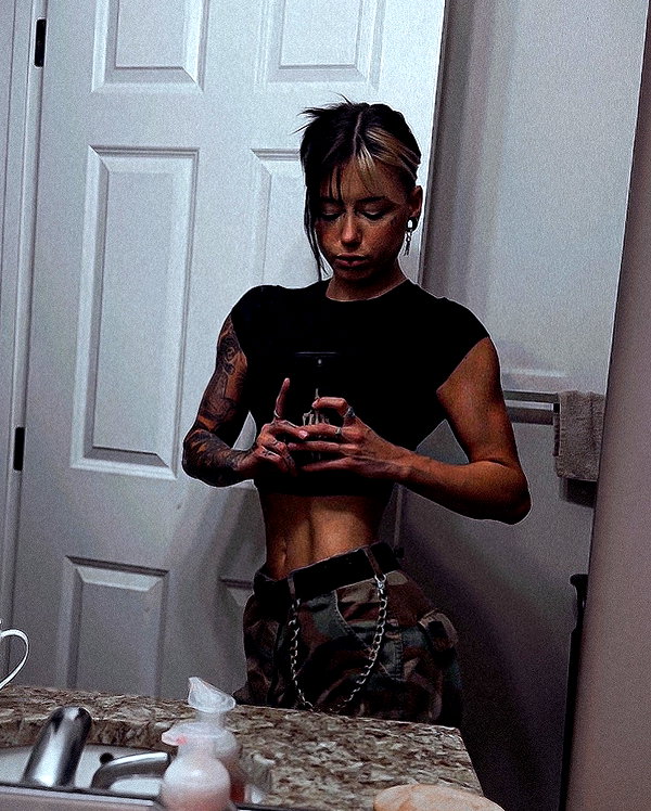 morguemuscle instagram image archive image