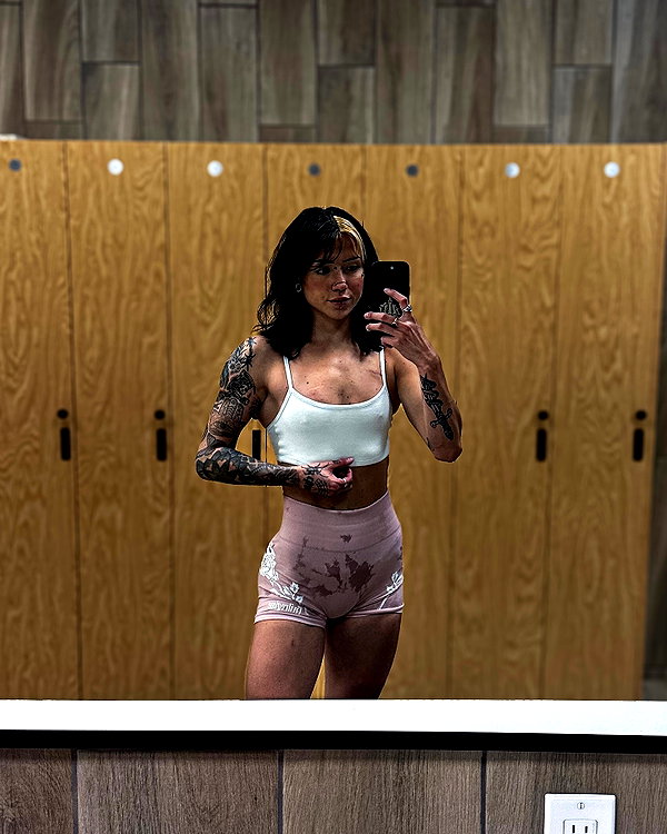 morguemuscle instagram image archive image