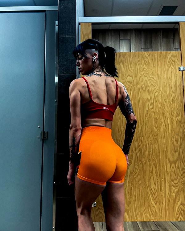 morguemuscle instagram image archive image