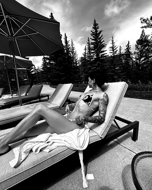 morguemuscle instagram image archive image