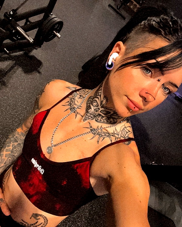 morguemuscle instagram image archive image