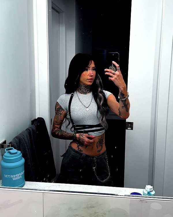 morguemuscle instagram image archive image
