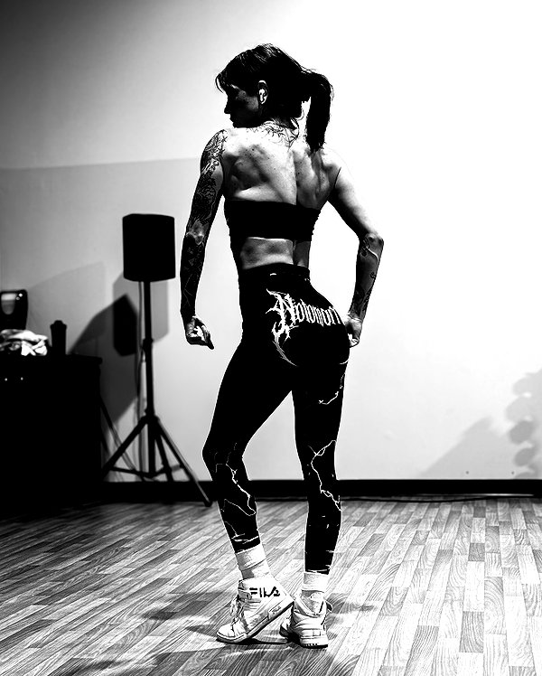morguemuscle instagram image archive image
