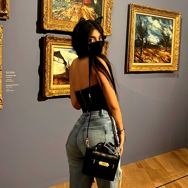 moyers_eveliin instagram image archive image