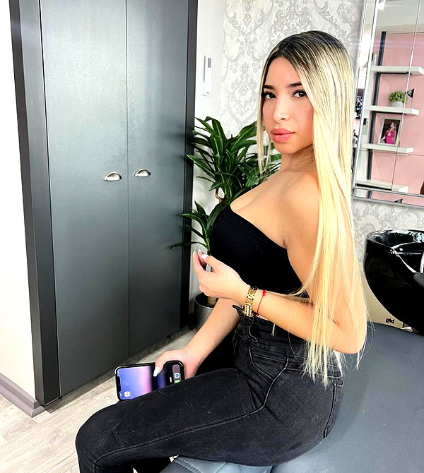 msss______britnnny instagram image archive image