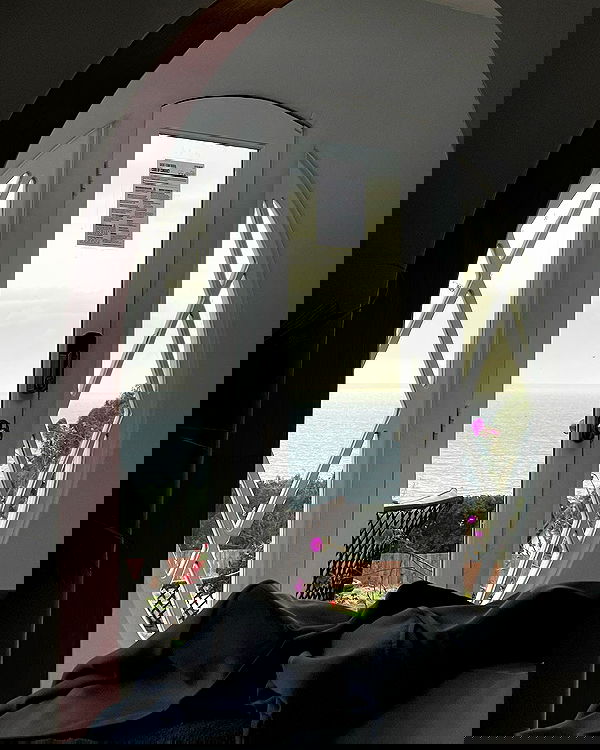 neiimaaa neiimaaa archive image