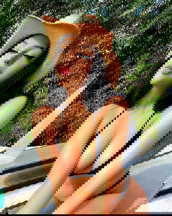 neiimaaa neiimaaa archive image