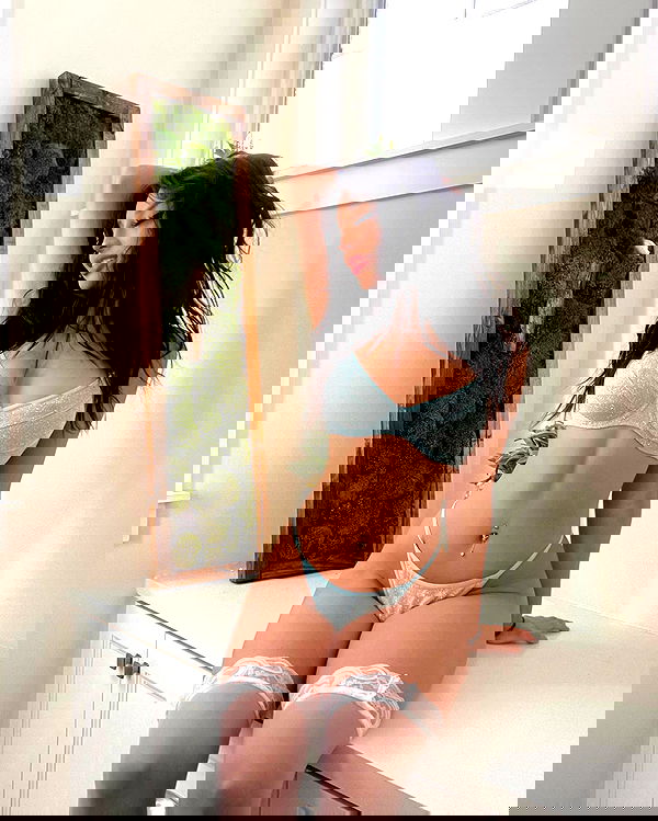 neiimaaa neiimaaa archive image