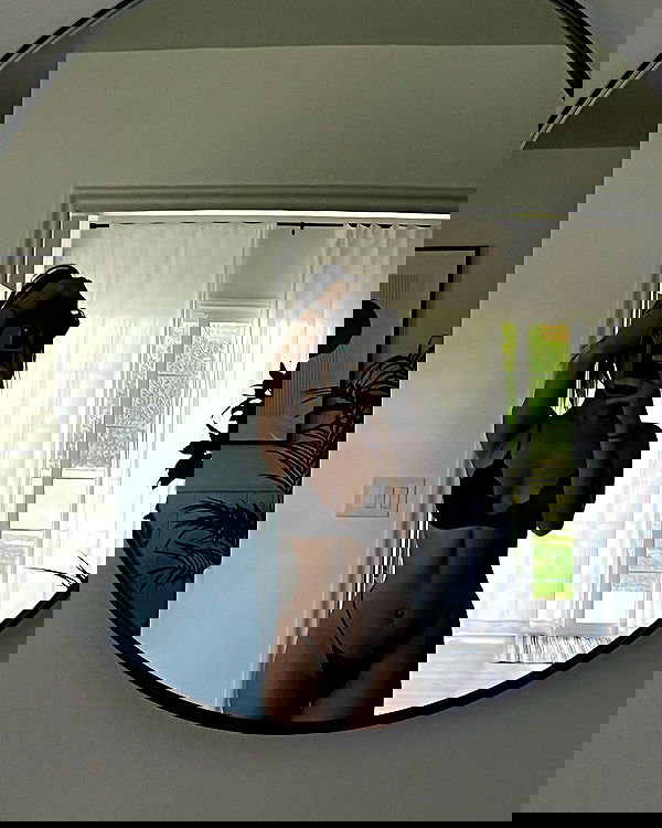 neiimaaa neiimaaa archive image