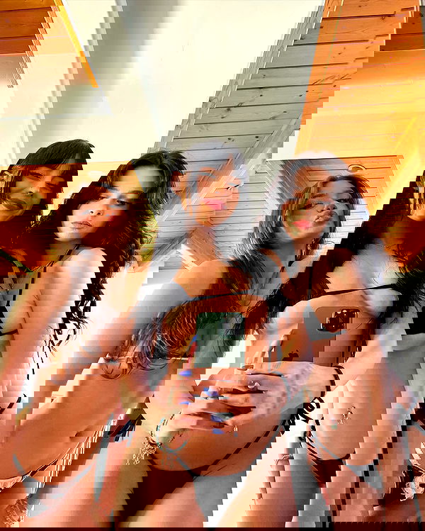 neiimaaa neiimaaa archive image