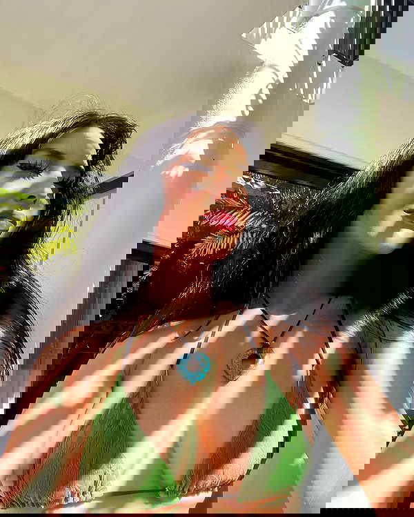 neiimaaa neiimaaa archive image