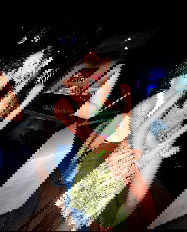 neiimaaa neiimaaa archive image