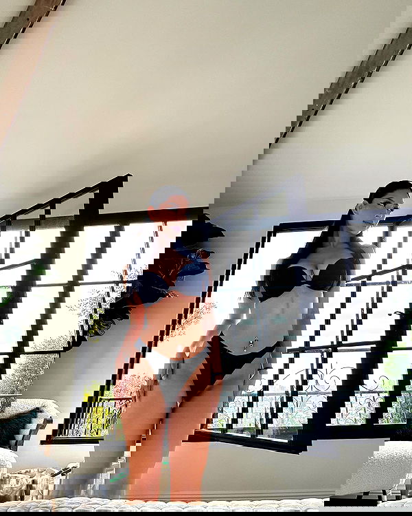 neiimaaa neiimaaa archive image