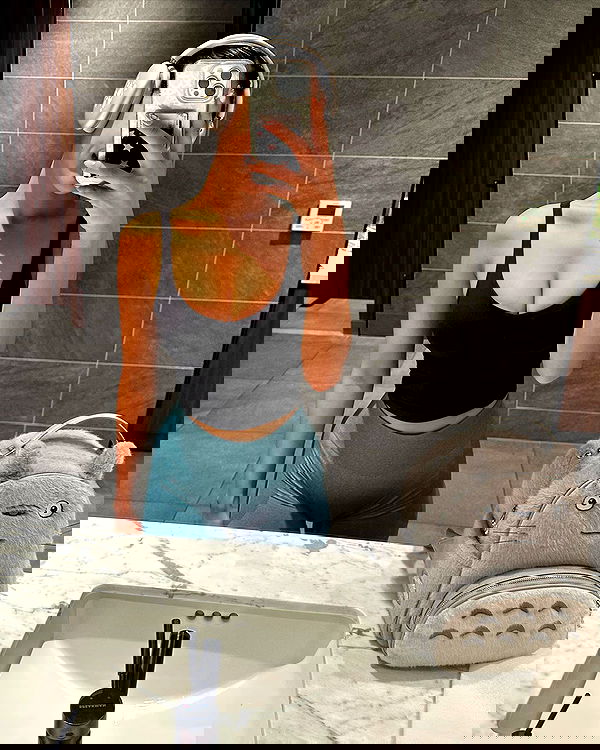 neiimaaa neiimaaa archive image