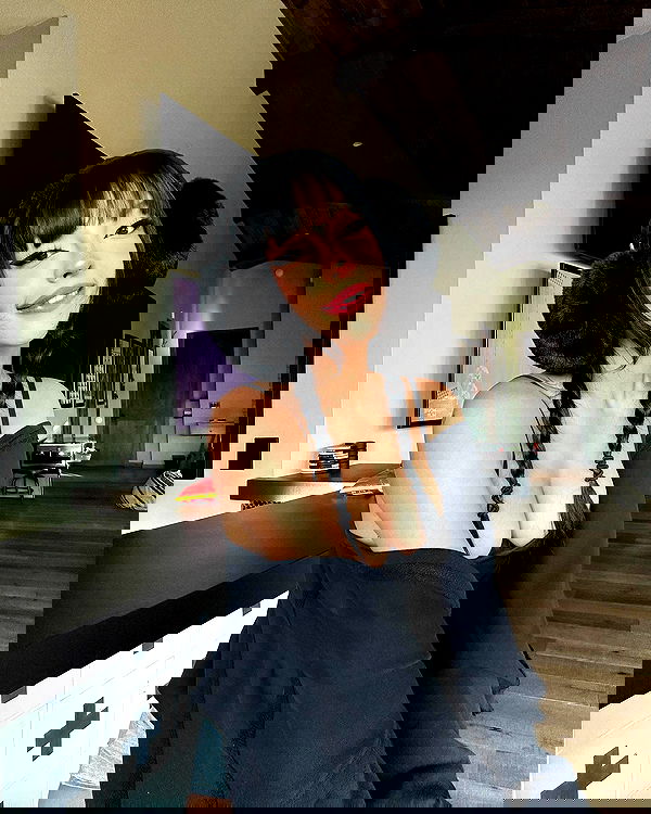 neiimaaa neiimaaa archive image