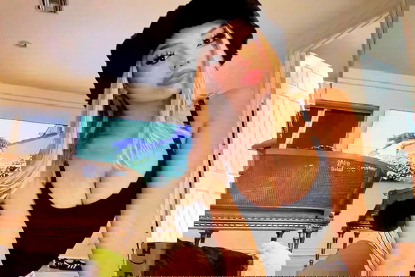 neiimaaa neiimaaa archive image