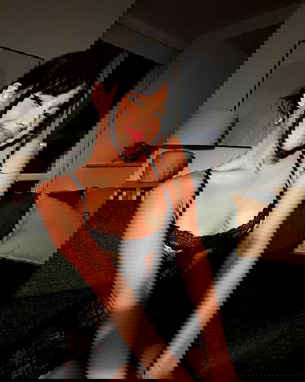 neiimaaa neiimaaa archive image