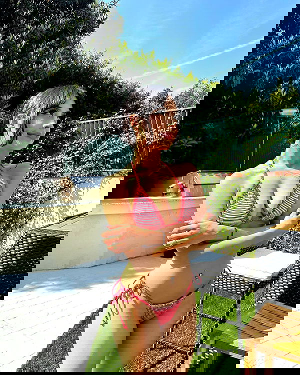 neiimaaa neiimaaa archive image