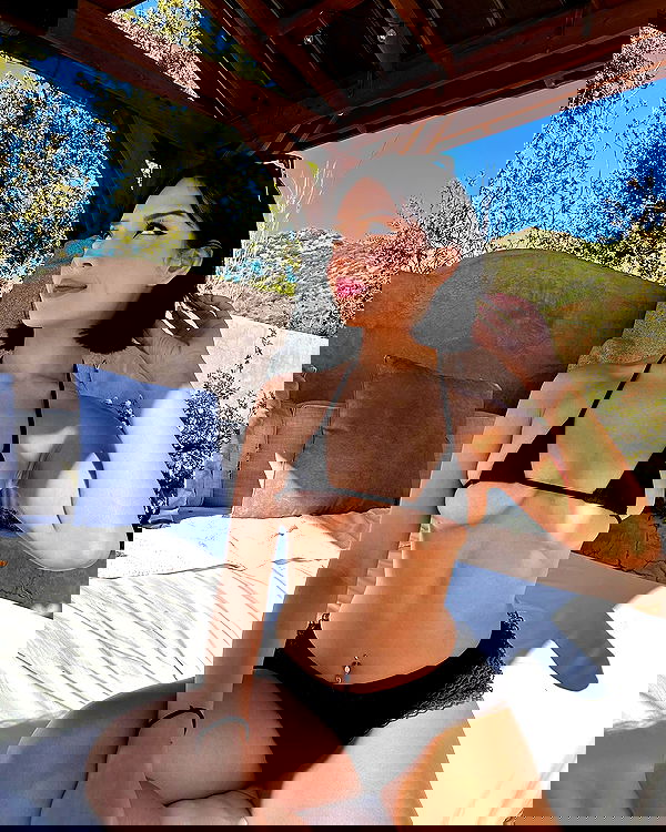 neiimaaa neiimaaa archive image