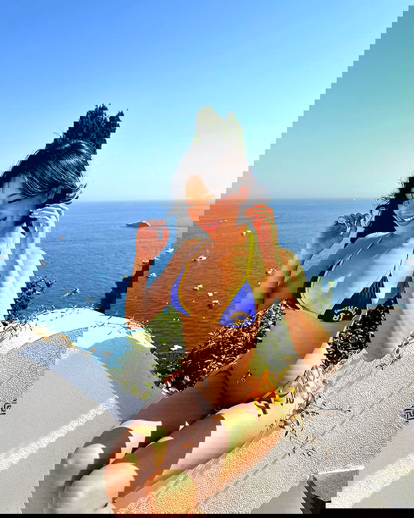 neiimaaa neiimaaa archive image