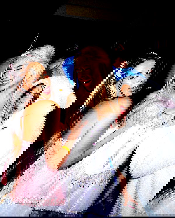 neiimaaa neiimaaa archive image