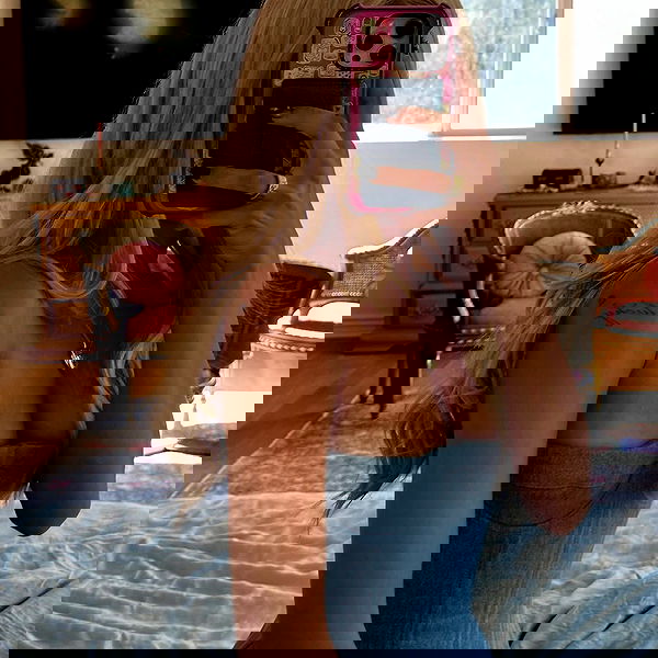 neiimaaa neiimaaa archive image