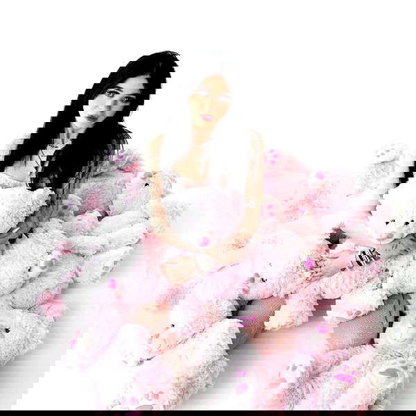 nevaaadaa nevaaadaa archive image