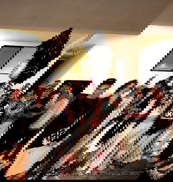 nevaaadaa nevaaadaa archive image