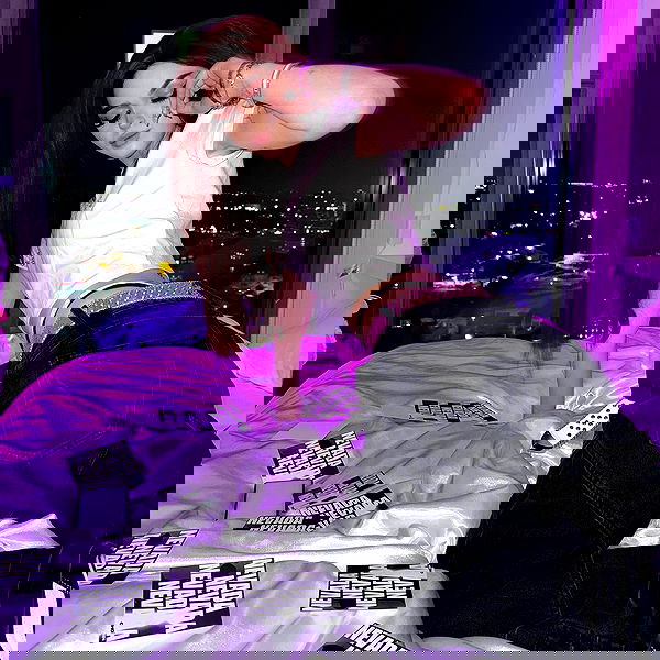 nevaaadaa nevaaadaa archive image