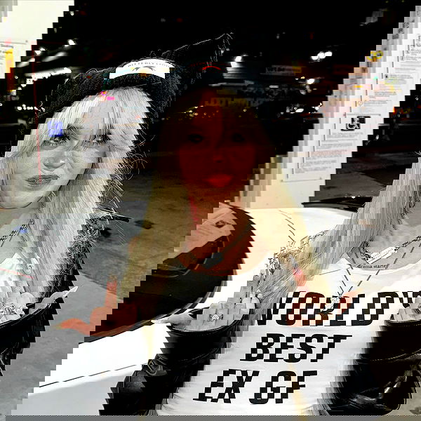 nevaaadaa nevaaadaa archive image