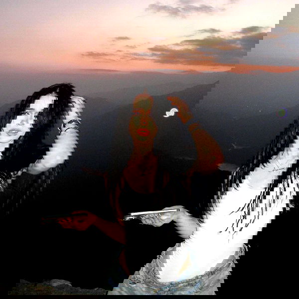 nevaaadaa nevaaadaa archive image