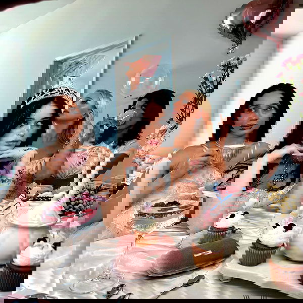 nevaaadaa nevaaadaa archive image