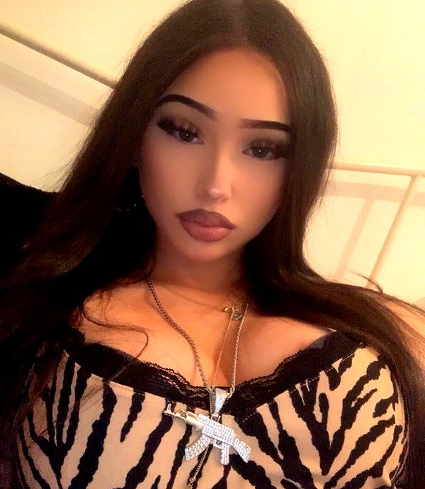nia2vamp instagram image archive image