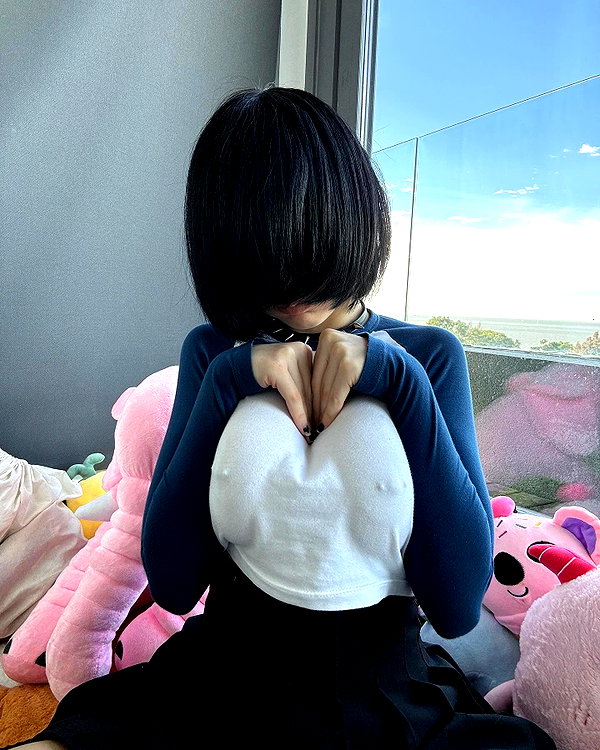 nicoleponyxo instagram image archive image