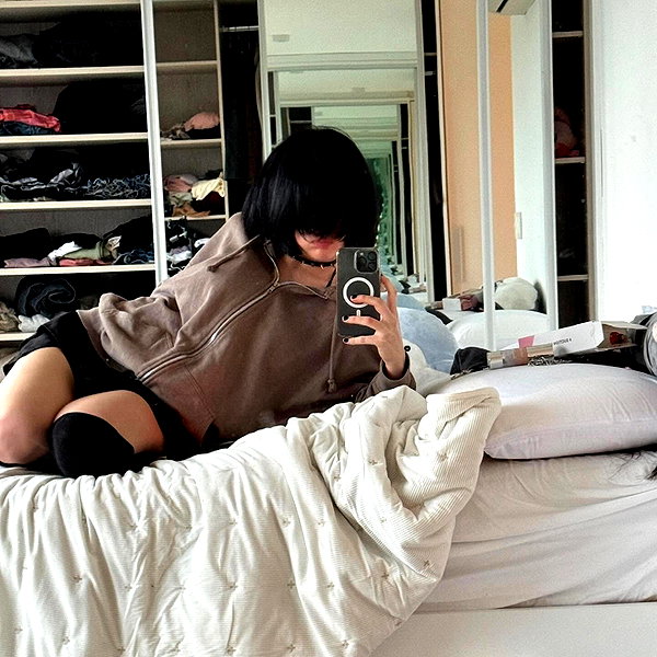 nicoleponyxo instagram image archive image