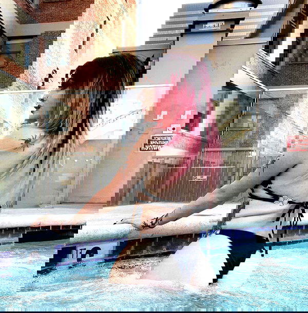 nikkibitez nikkibitez archive image