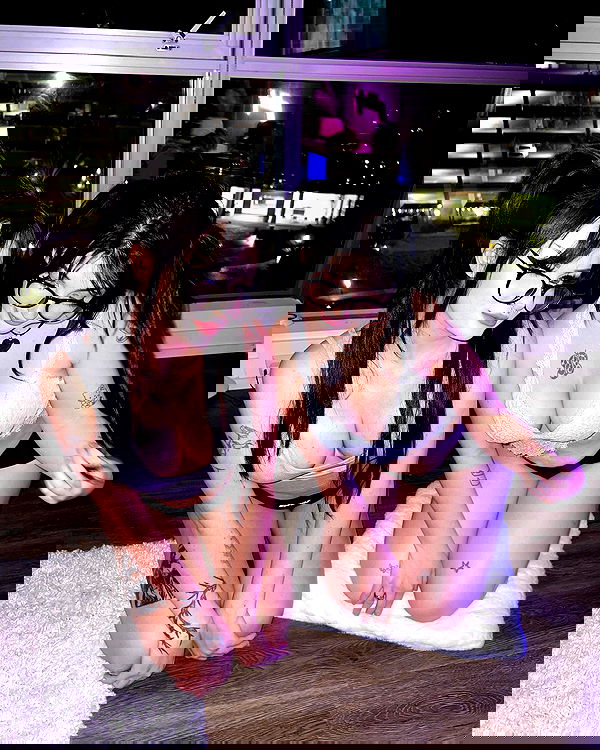 nikkibitez nikkibitez archive image