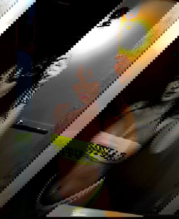 nikkibitez nikkibitez archive image