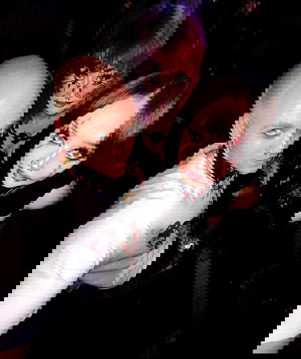 nikkibitez nikkibitez archive image