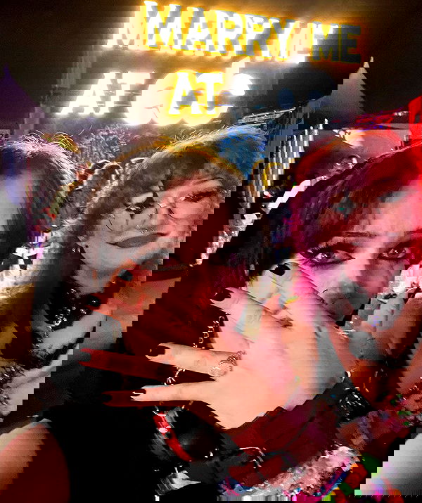 nikkibitez nikkibitez archive image