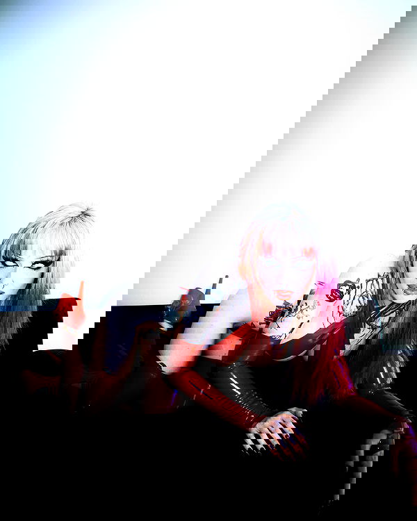 nikkibitez nikkibitez archive image