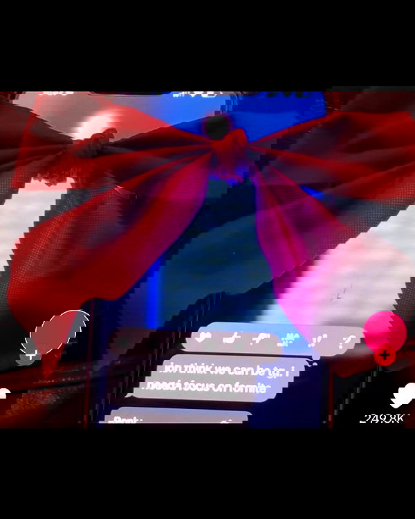 nikkibitez nikkibitez archive image