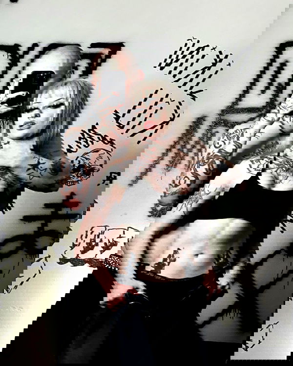 nikkibitez nikkibitez archive image