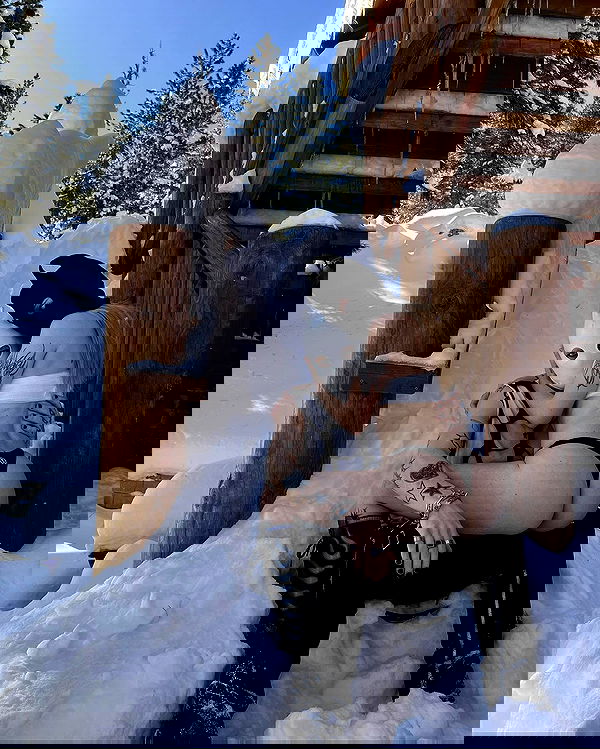 nikkibitez nikkibitez archive image