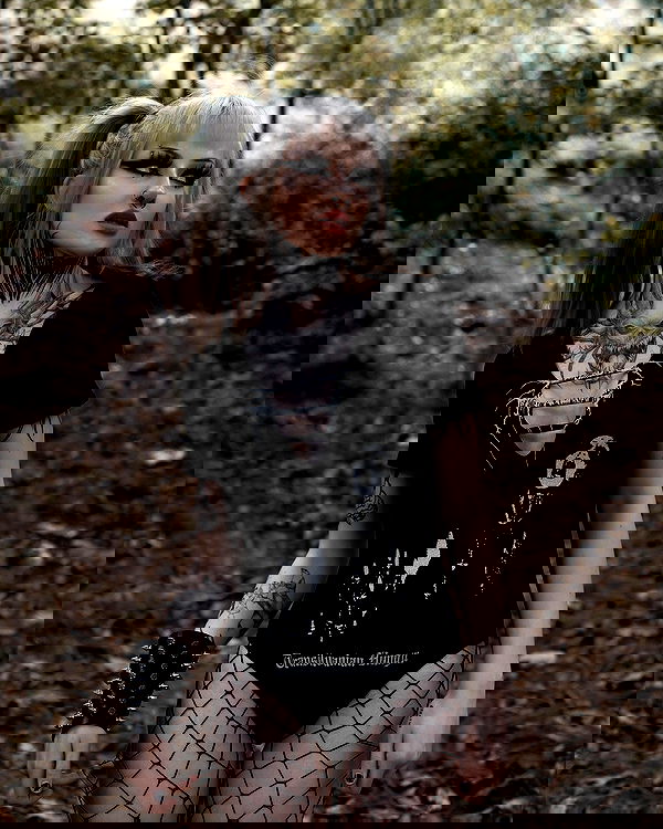 nikkibitez nikkibitez archive image