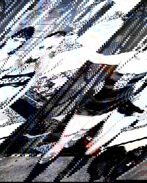 nikkibitez nikkibitez archive image