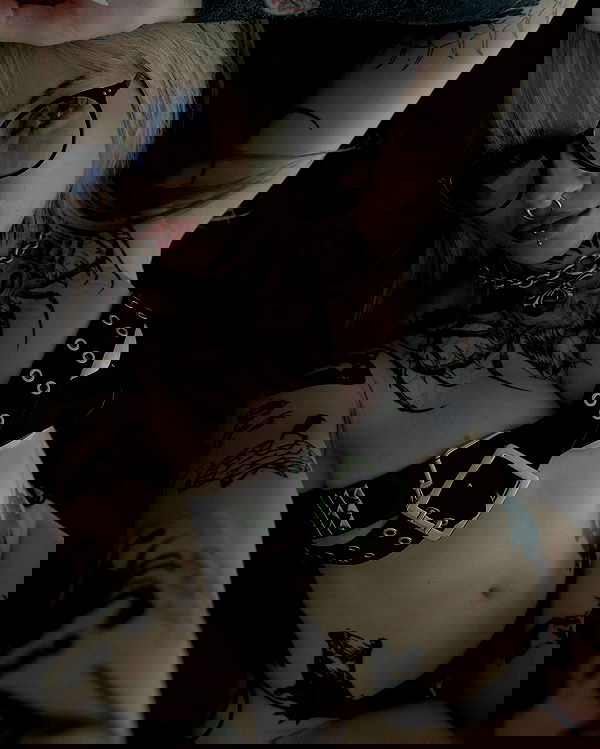 nikkibitez nikkibitez archive image