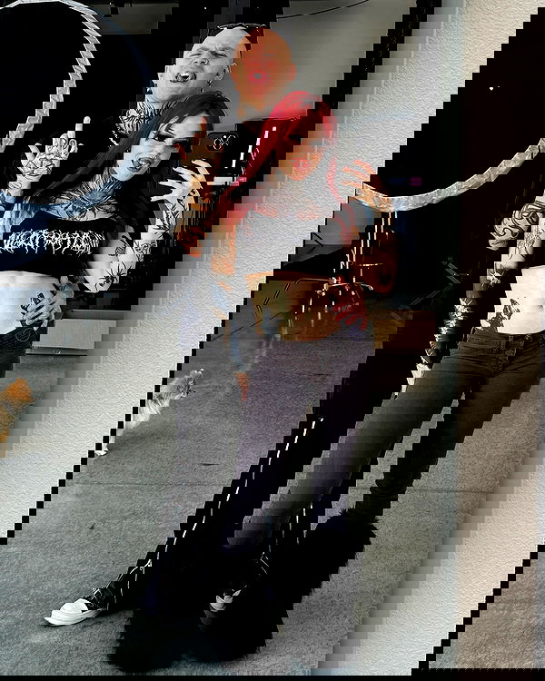 nikkibitez nikkibitez archive image