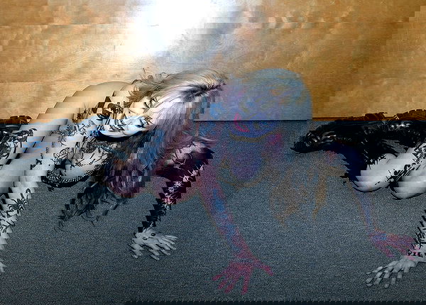 nikkibitez nikkibitez archive image